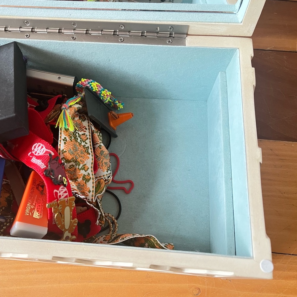 Jewelry box - Picture 5 of 6